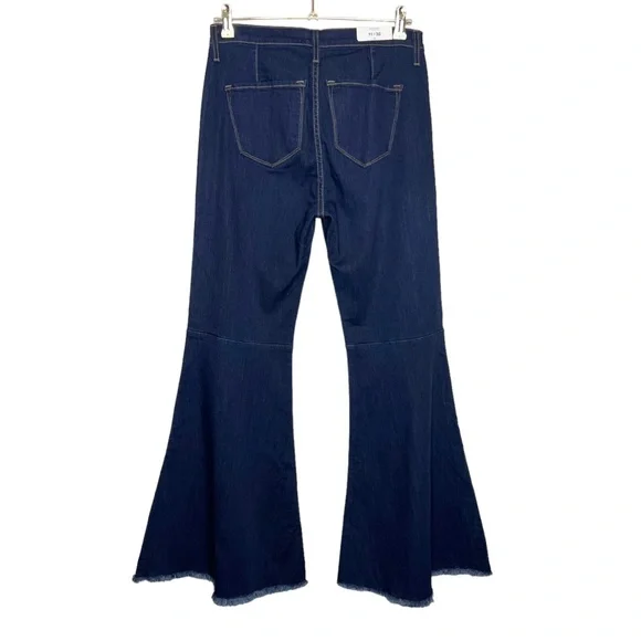 NWT JUDY BLUE Super Flare High Waist Jeans. Size 11/30
